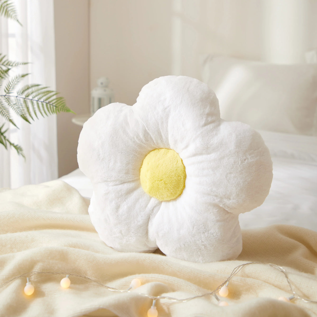 White Faux Fur Flower Decorative Pillow K594
