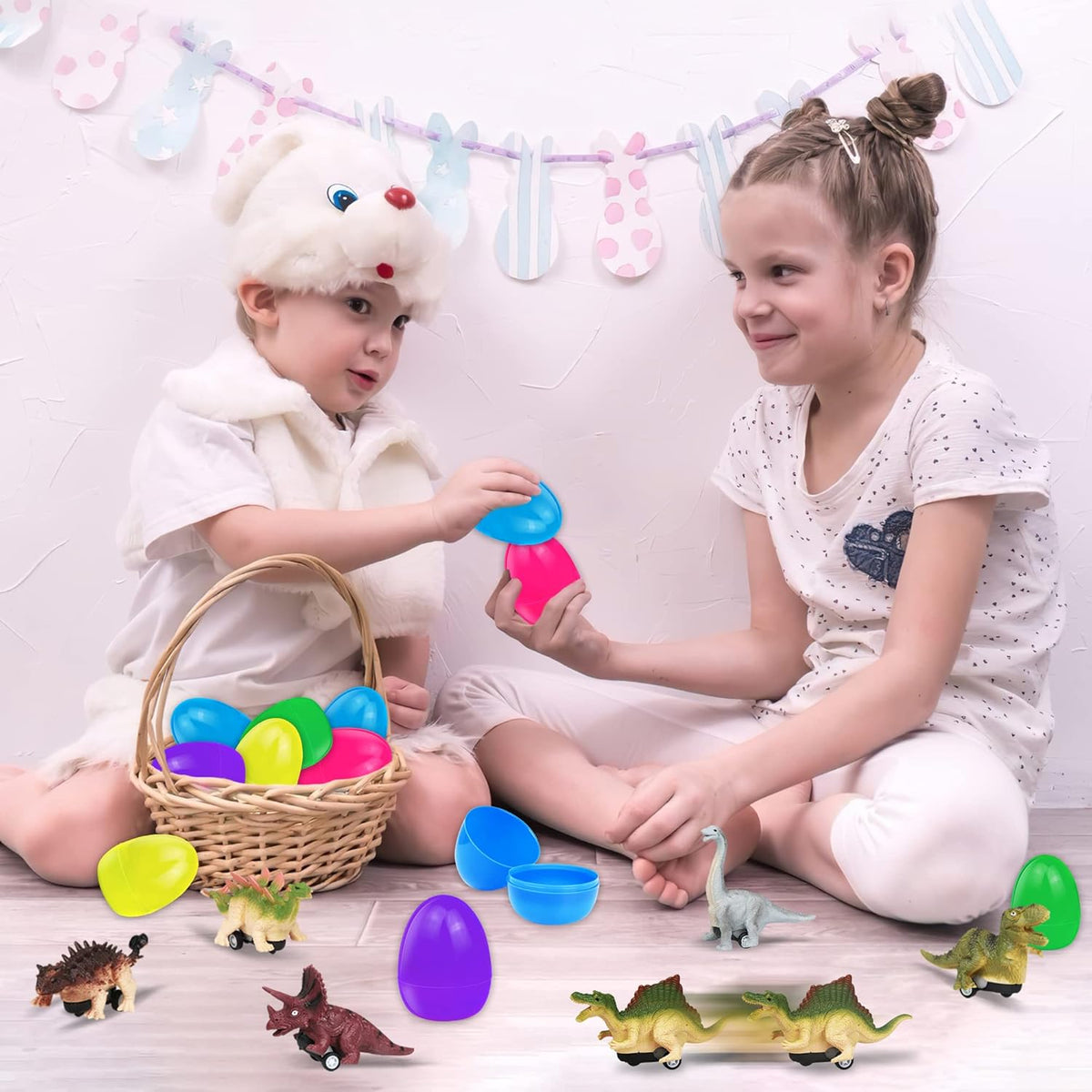 6 Pack Jumbo Prefilled Easter Eggs with Dinosaur Pull Back Cars Toys P223