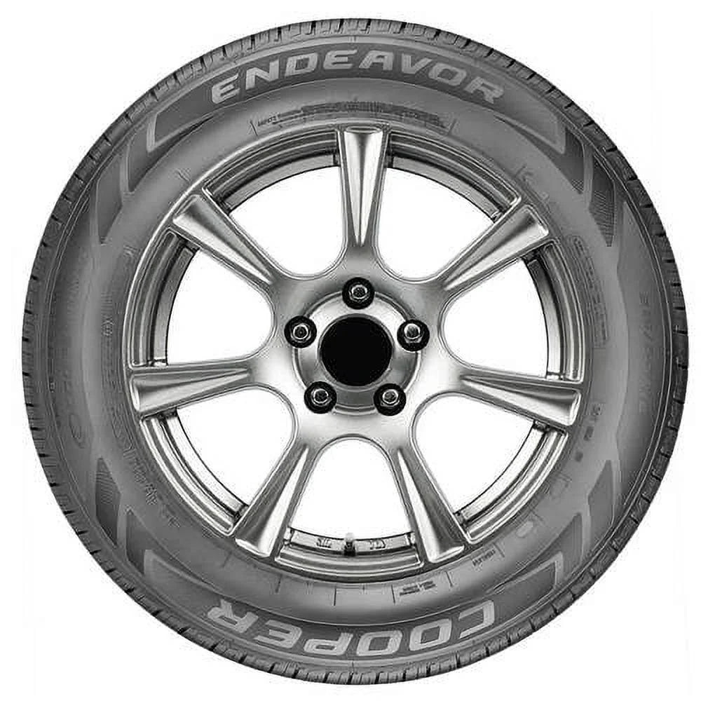 All-Season 205/60R16 92V Tire M232684