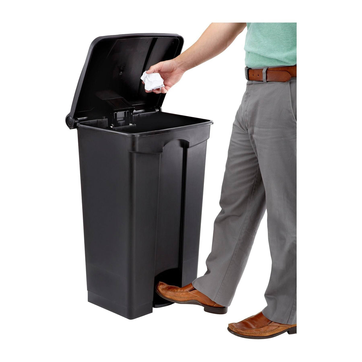 Black Plastic Trash Can with Foot Pedal T696
