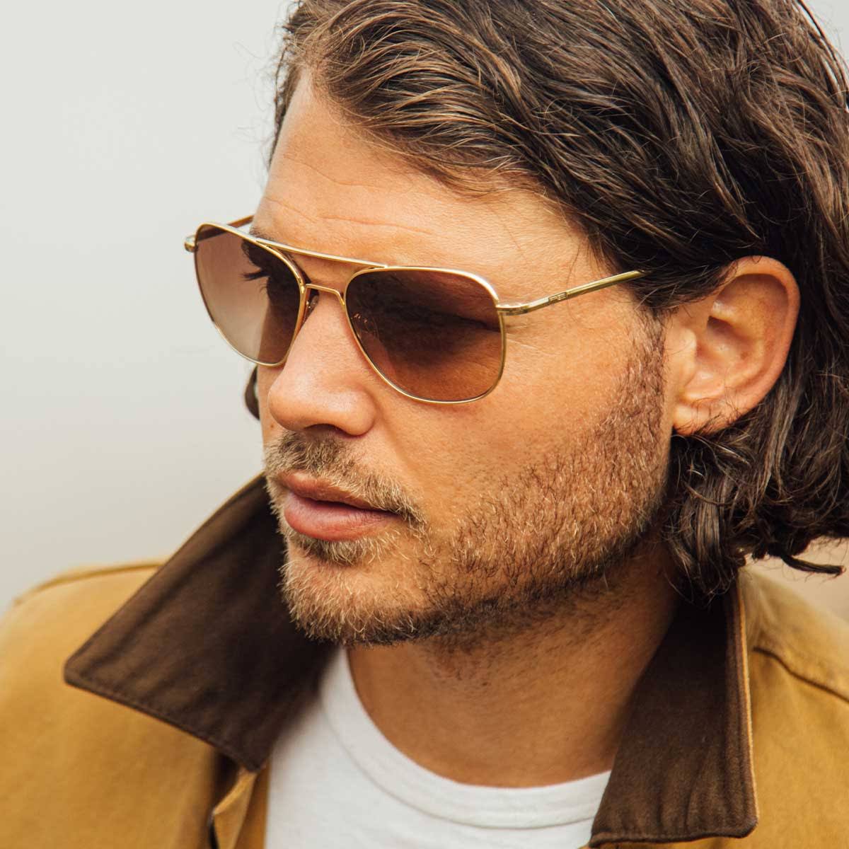 Aviator Bayonet Temple Sunglasses in Gold B27588