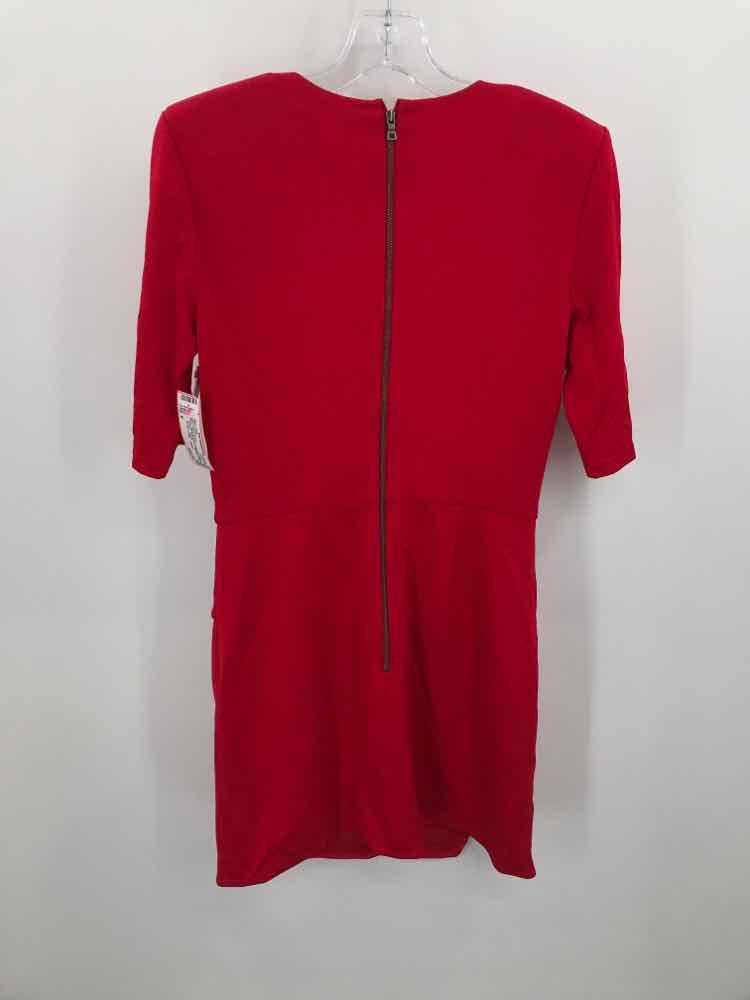 Red Size 8 Knee Length Short Sleeve Dress R864