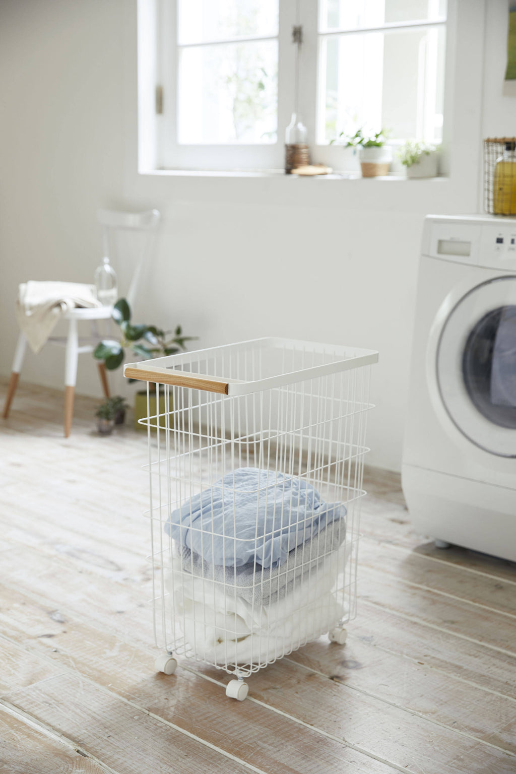 Slim Rolling Laundry Basket O61197