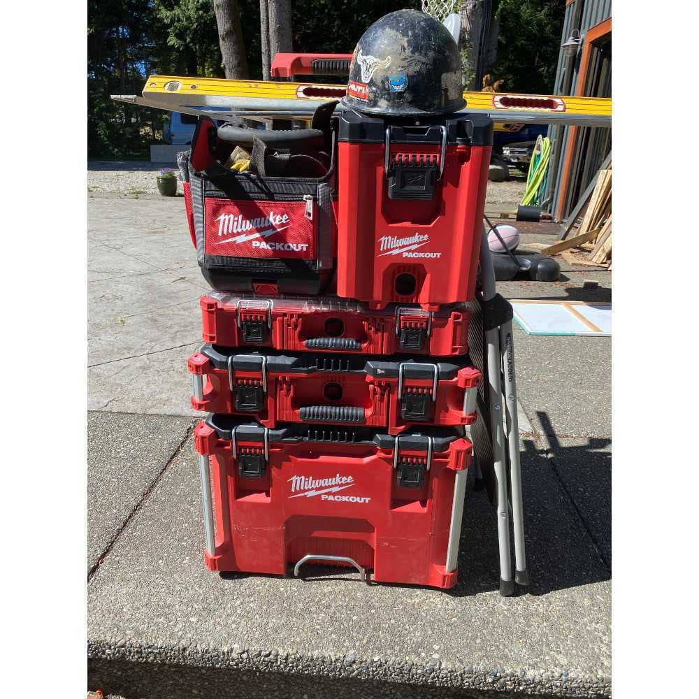 22 in. Large Tool Box S209668