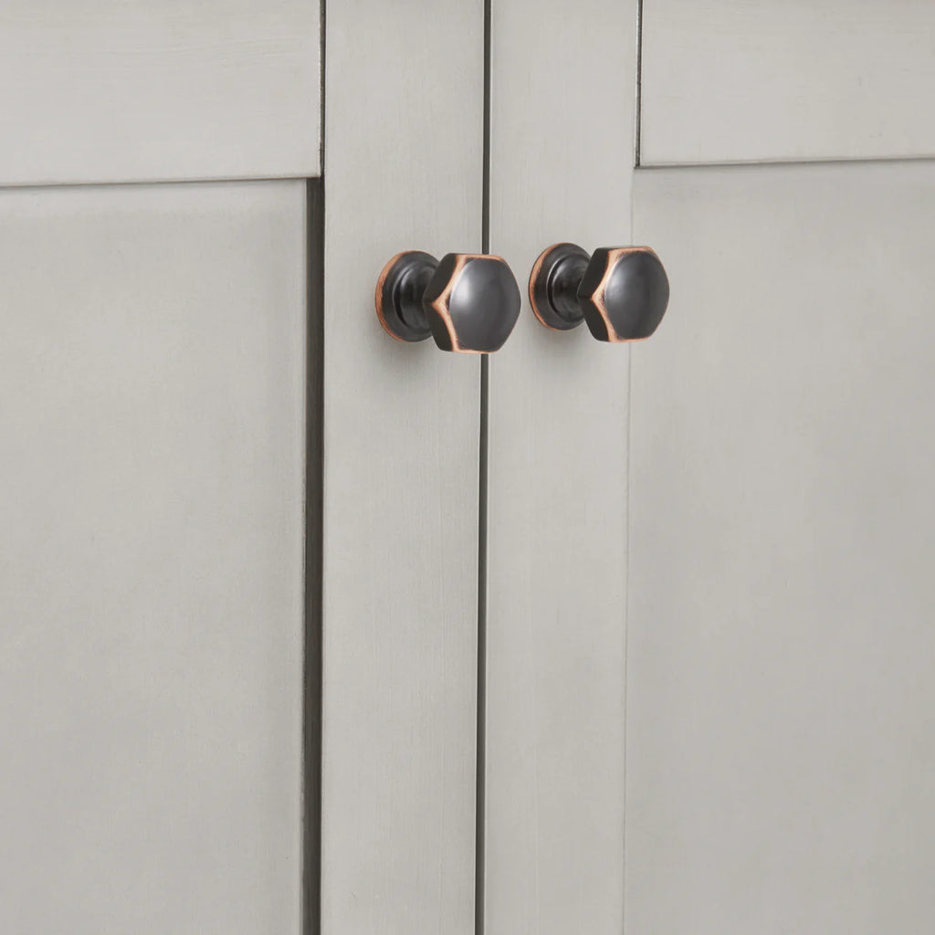 Oil Rubbed Bronze Cabinet Knob 4-Pack H66141