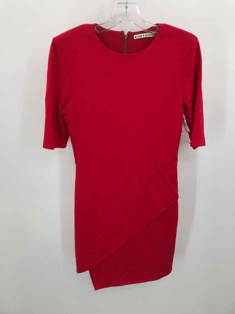 Red Size 8 Knee Length Short Sleeve Dress R864