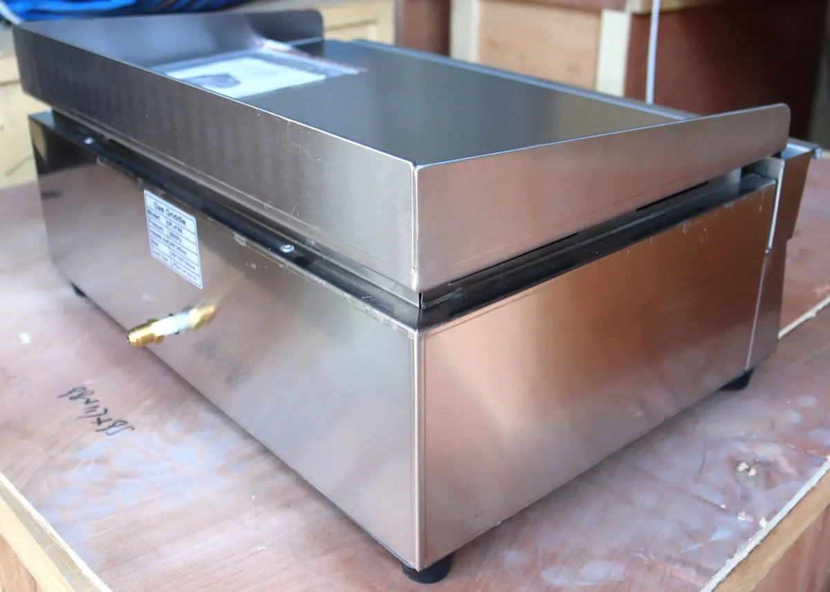 28.94" x 16.14" 2 Burner Propane Countertop Griddle Grill S41452